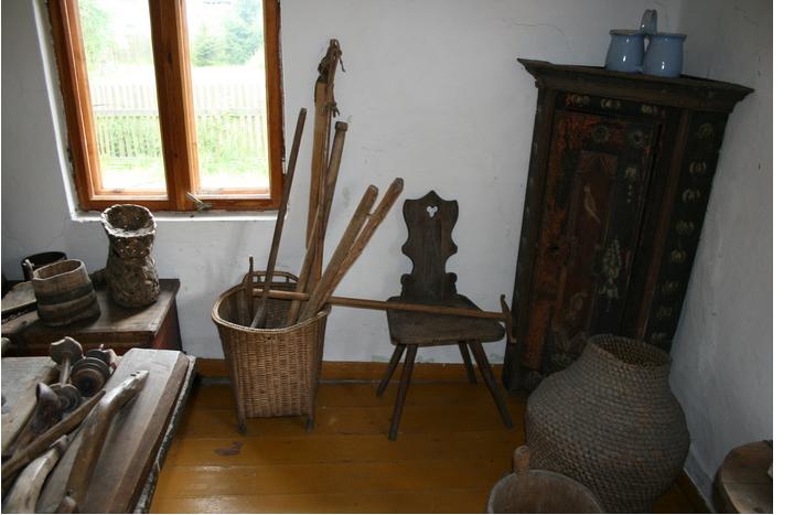 Plik:Izba regionalna wejsuny2.jpg