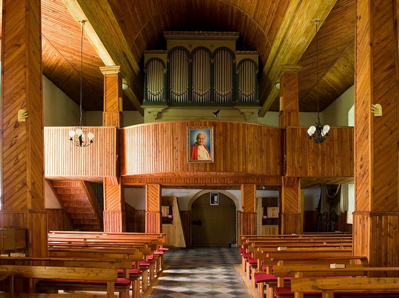 Plik:Kosciol rydzewo 3.jpg