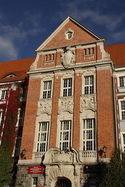 Plik:Gmach rejencji olsztyn 3.jpg