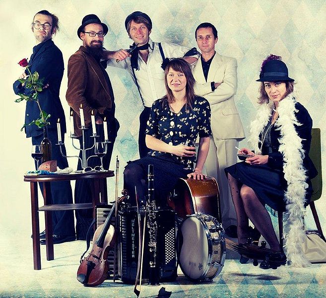 Plik:Orkiestra wf2.jpg