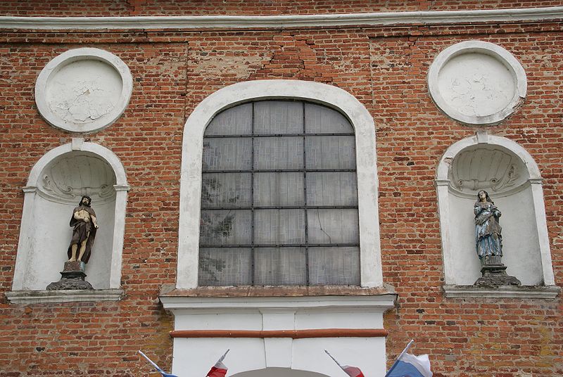 Plik:Kosciol krzyza braniewo 2a.jpg