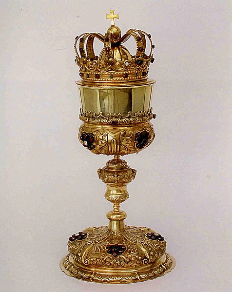 Plik:Puszka bazylika jakub olsztyn.jpg