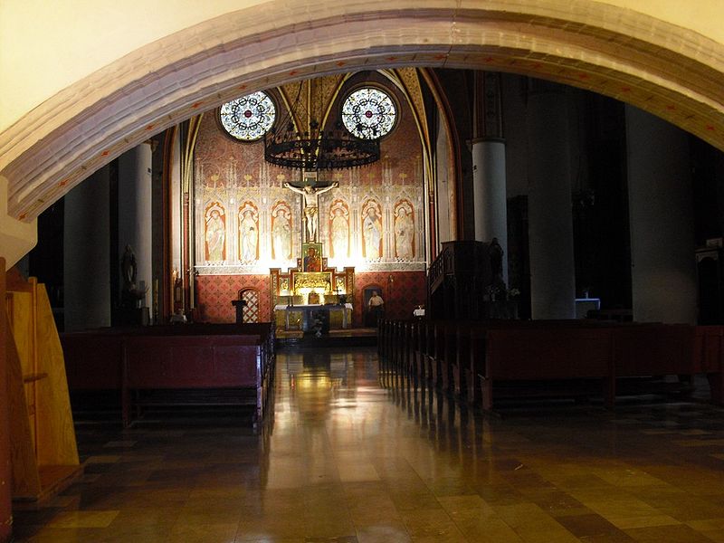 Plik:Kosciol garnizonowy olsztyn 5.jpg