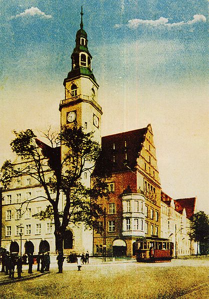 Plik:Zegar ratusz olsztyn 2.jpg