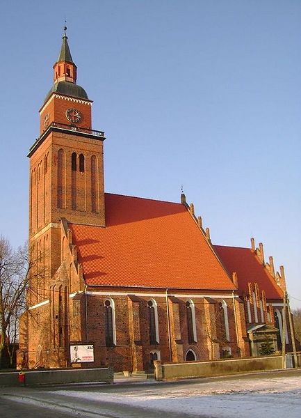 Plik:Kosciol archaniol sepopol 1.jpg