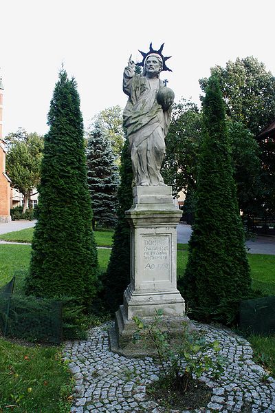 Plik:Statua chrystusa olsztyn 1.jpg