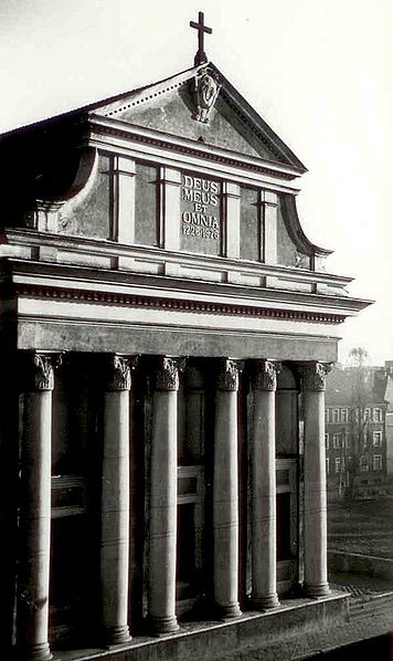 Plik:Kosciol chrystusa olsztyn 6.jpg