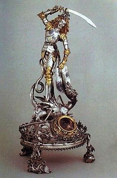 Plik:Reliwiarz jerzy elblag 1.jpg