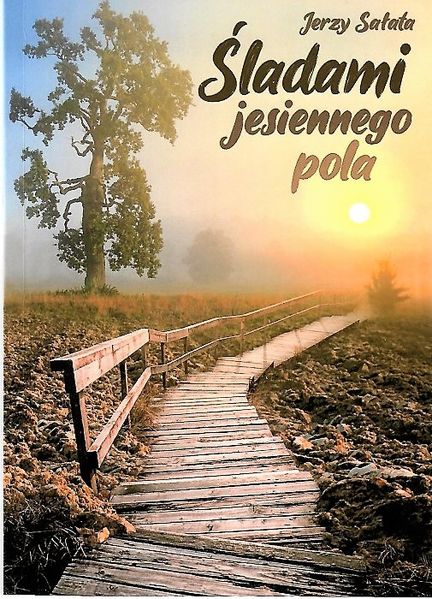 Plik:Sałata Śladami jesiennego pola.jpg