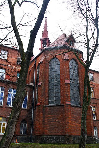Plik:Kaplica szpital mariacki olsztyn 1.jpg